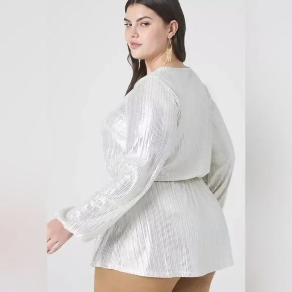 Lane Bryant Metallic Festive Blouse 22/24 - Picture 2 of 16